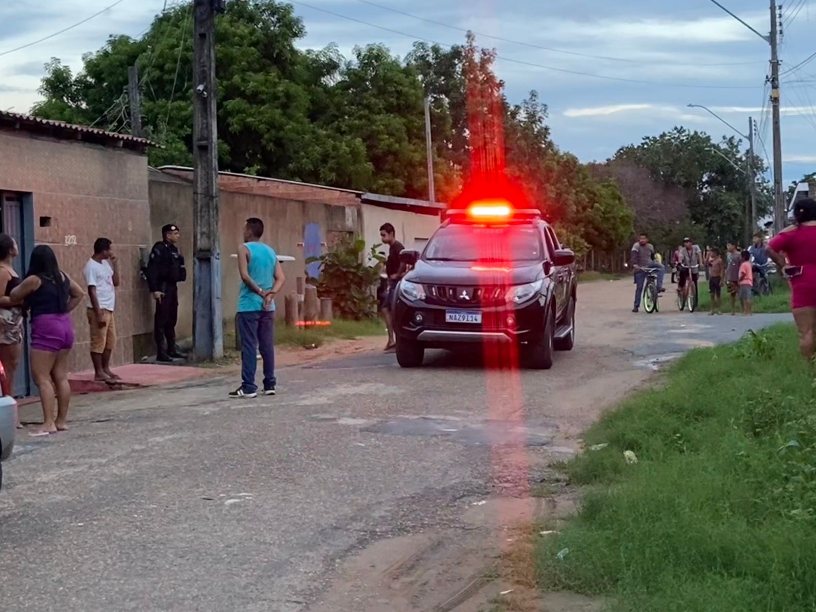 Homem é assassinado a tiros dentro de casa na zona Oeste de Boa Vista; VÍDEO