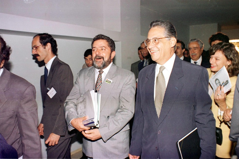 Emenda Constitucional aprovada em 1997 possibilitou ao então presidente Fernando Henrique Cardoso disputar a reeleição — Foto: José Varella/Estadão Conteúdo/Arquivo