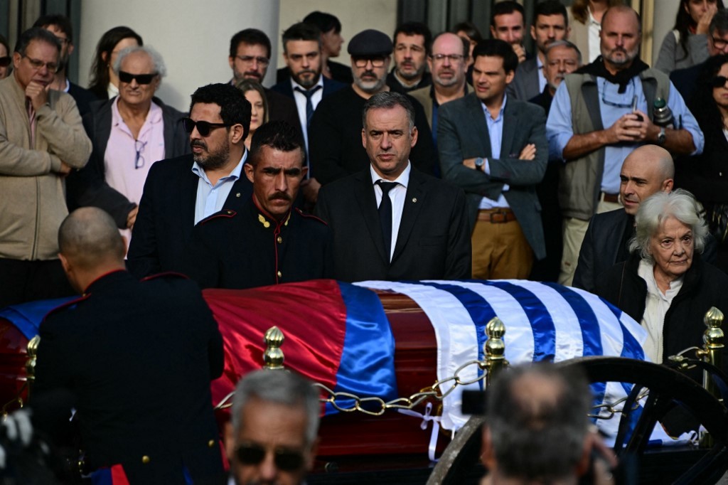 Veja FOTOS do velório público de José Mujica no Uruguai