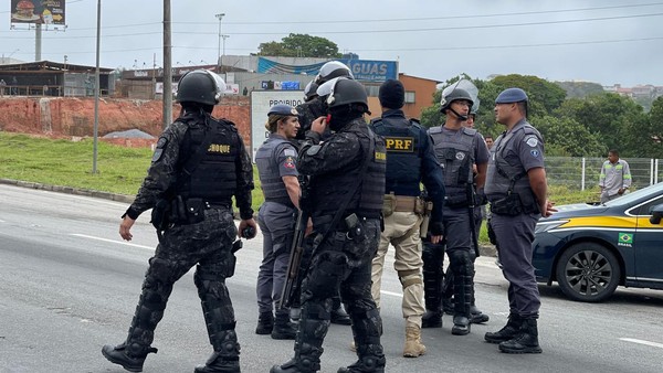 G1 - Tropa de Choque reforça proteção para cavalaria durante a Copa em SP -  notícias em São Paulo