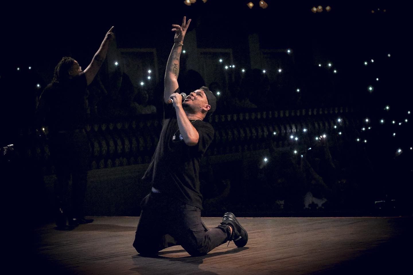 Humorista João The Rocha traz novo show de humor a Manaus