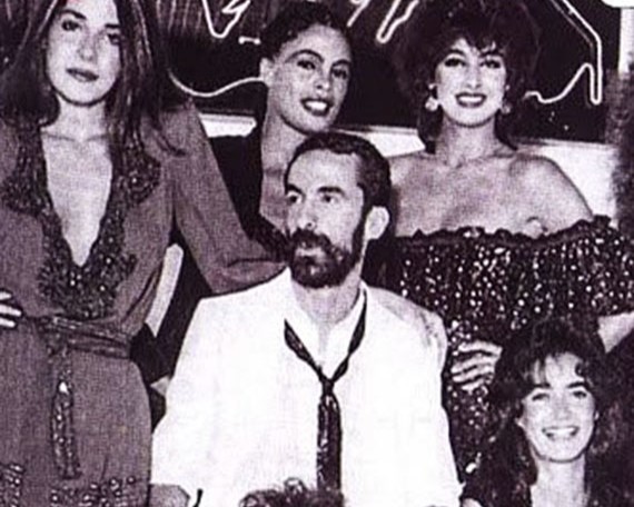Brilho, tafetá e glamour: conheça a história de Markito, estilista que vestiu famosas como Xuxa e Liza Minnelli e morreu no auge da carreira vítima da Aids