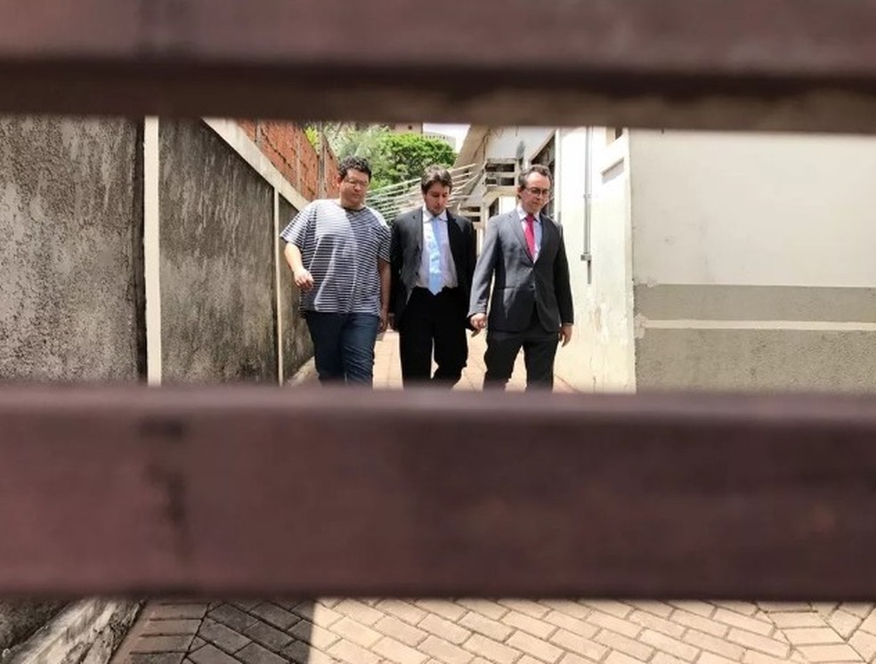João Pedro chegou a ser preso na época da morte de Carolina, mas foi liberado ao pagar R$ 50 mil de fiança — Foto: TV Morena