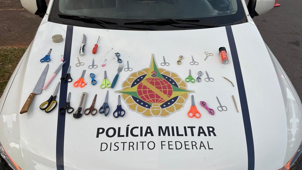 Objetos apreendidos pela PMDF no Carnaval 2025 — Foto: Divulgação/PMDF