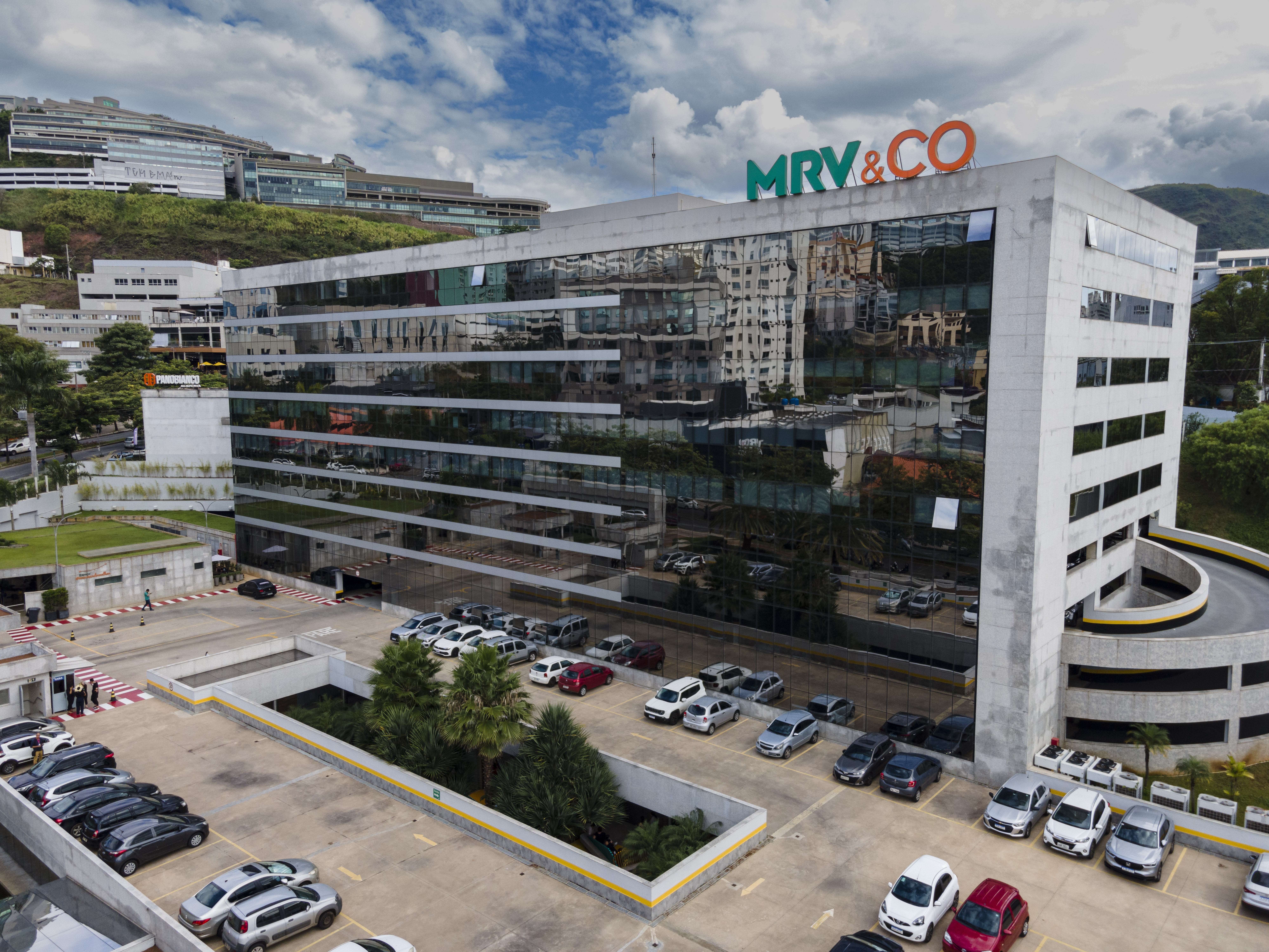 Construtora busca corretores de imóveis para parceria comercial no Ceará