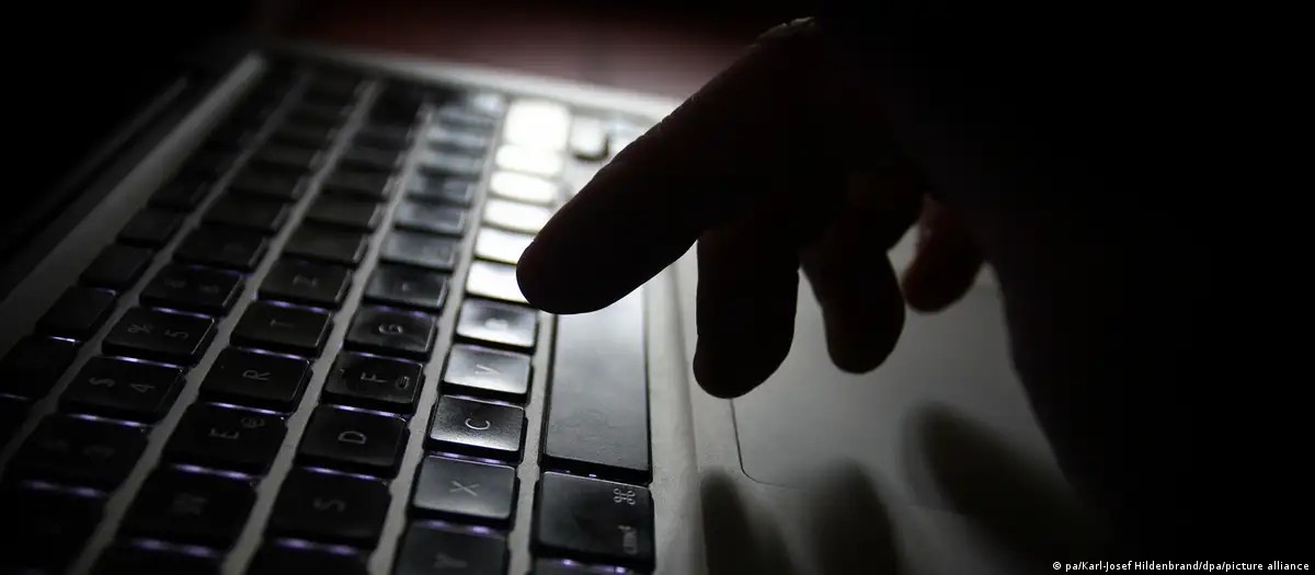 Os símbolos usados no aliciamento sexual em ambientes digitais
