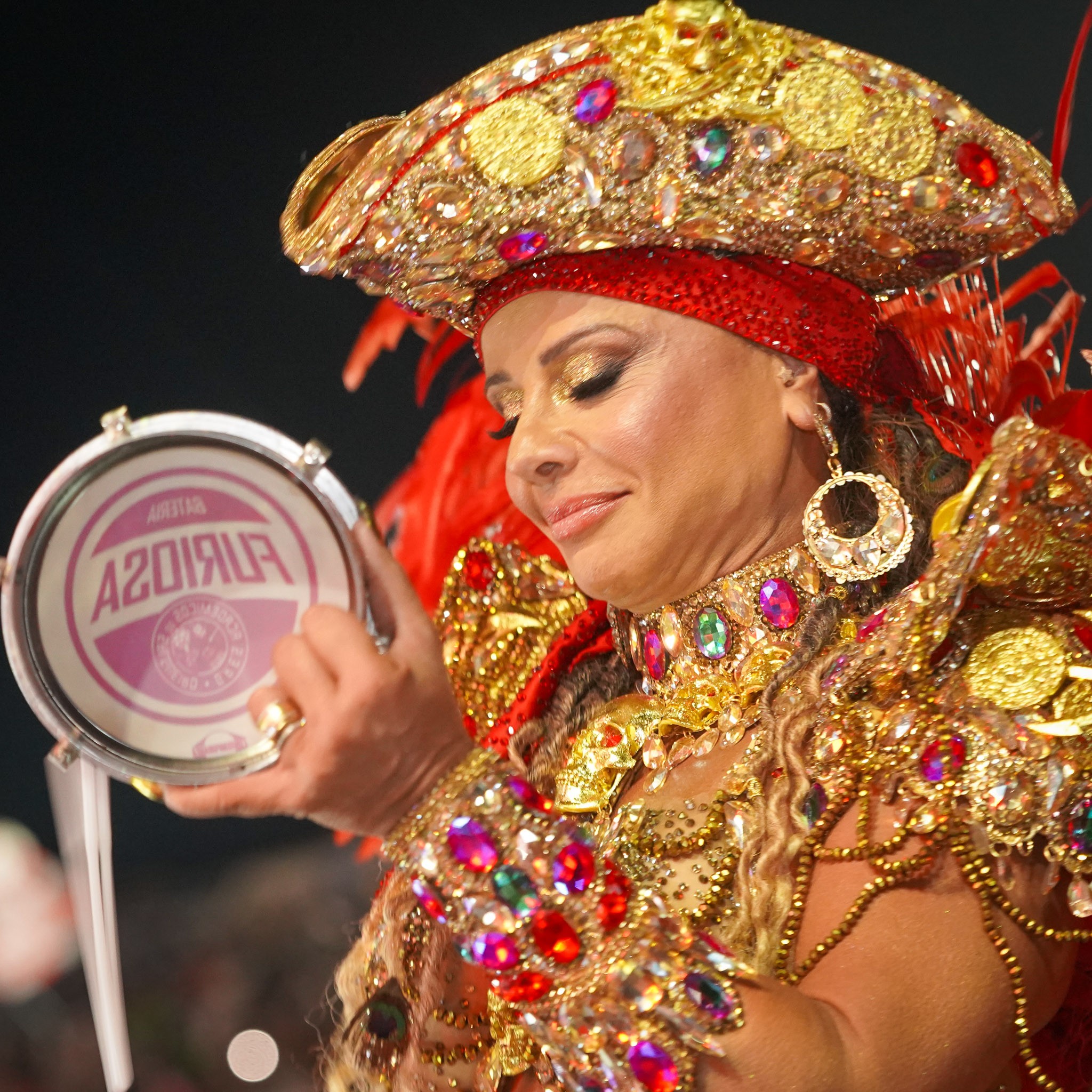 FOTOS: Destaques da terceira noite de desfiles no Carnaval do Rio