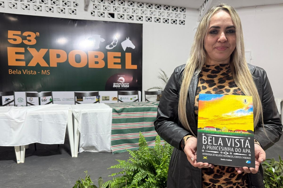 Ueze Zahran é destaque em lançamento de livro durante exposição em Bela Vista (MS) 