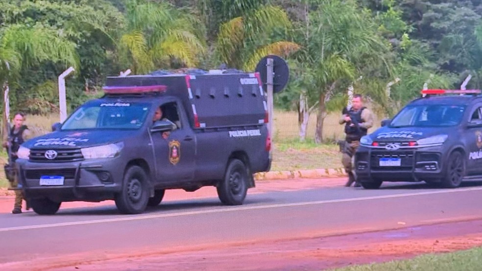 Deolane Bezerra chega a penitenciária de Tupi Paulista, na região oeste do estado — Foto: Aceituno Jr./TV TEM