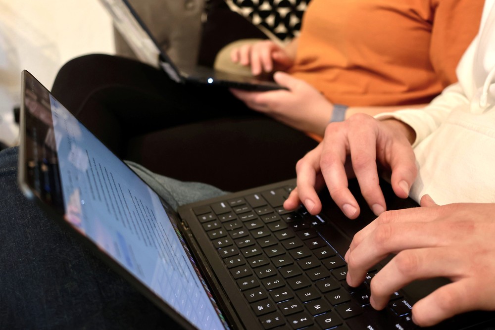 Trabalho remoto dificulta a contratação de recém-formados e eleva o desemprego entre jovens graduados