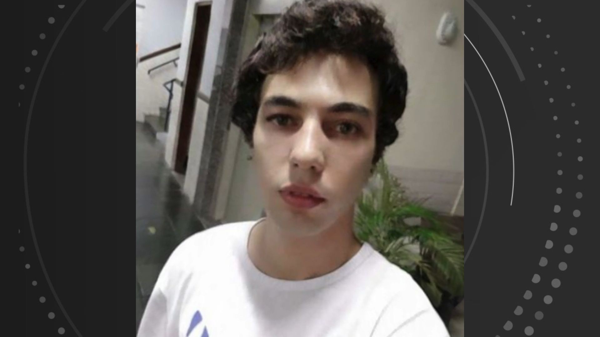 Cuidador de idosos é assassinado a facadas dentro do próprio apartamento na Serra