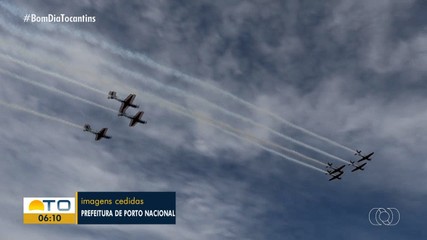 Esquadrilha da Fumaça encanta moradores durante apresentação em Porto Nacional
