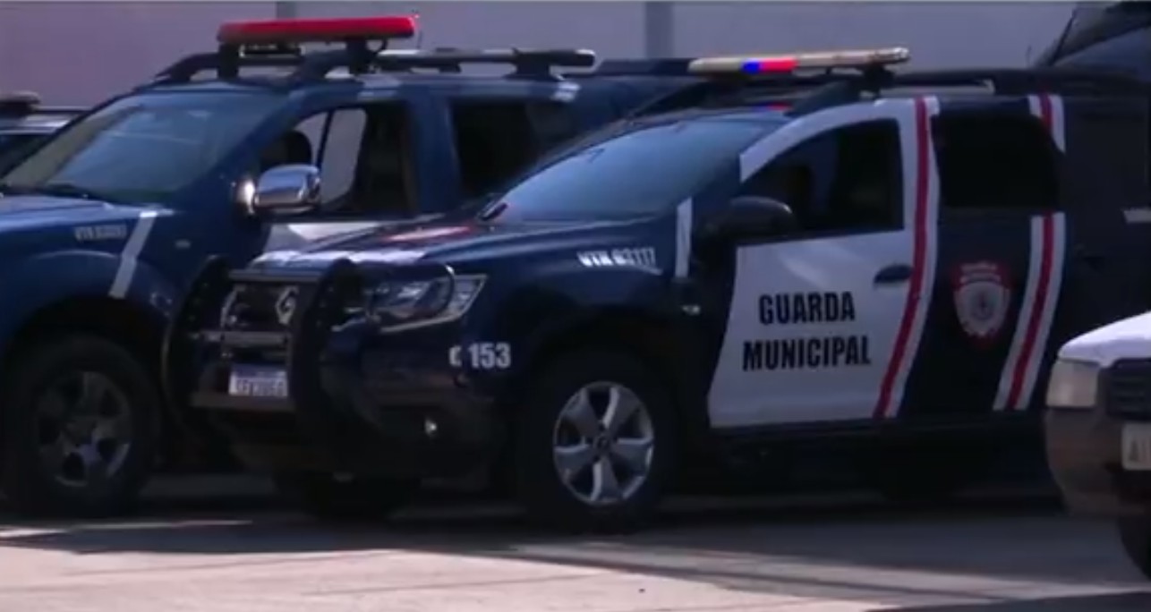 Guarda Municipal de Londrina está com 11 viaturas paradas por problemas mecânicos, diz secretário em documento
