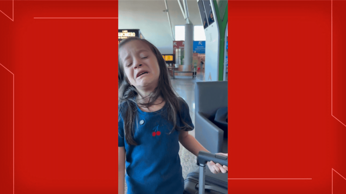 VÍDEO: filha de influenciadora chora ao descobrir que vai à Disney em vez de Brasília