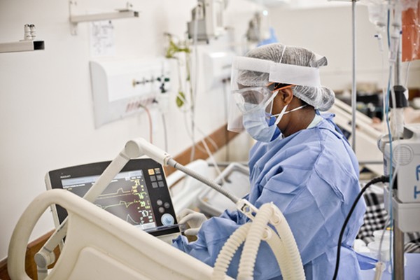 GDF divulga lista dos 220 selecionados para cargos de médico, enfermeiro e  técnico de enfermagem; confira | G1