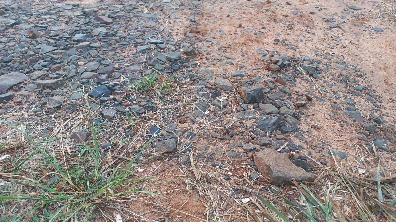 Motociclista morre após ser atingido no pescoço por linha com cerol