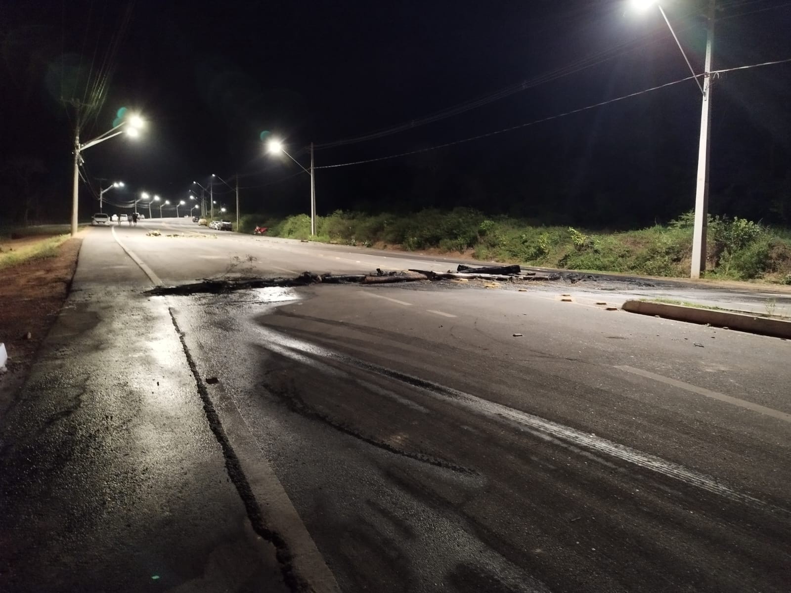 Indígenas liberam estrada de acesso ao aeroporto de Santarém