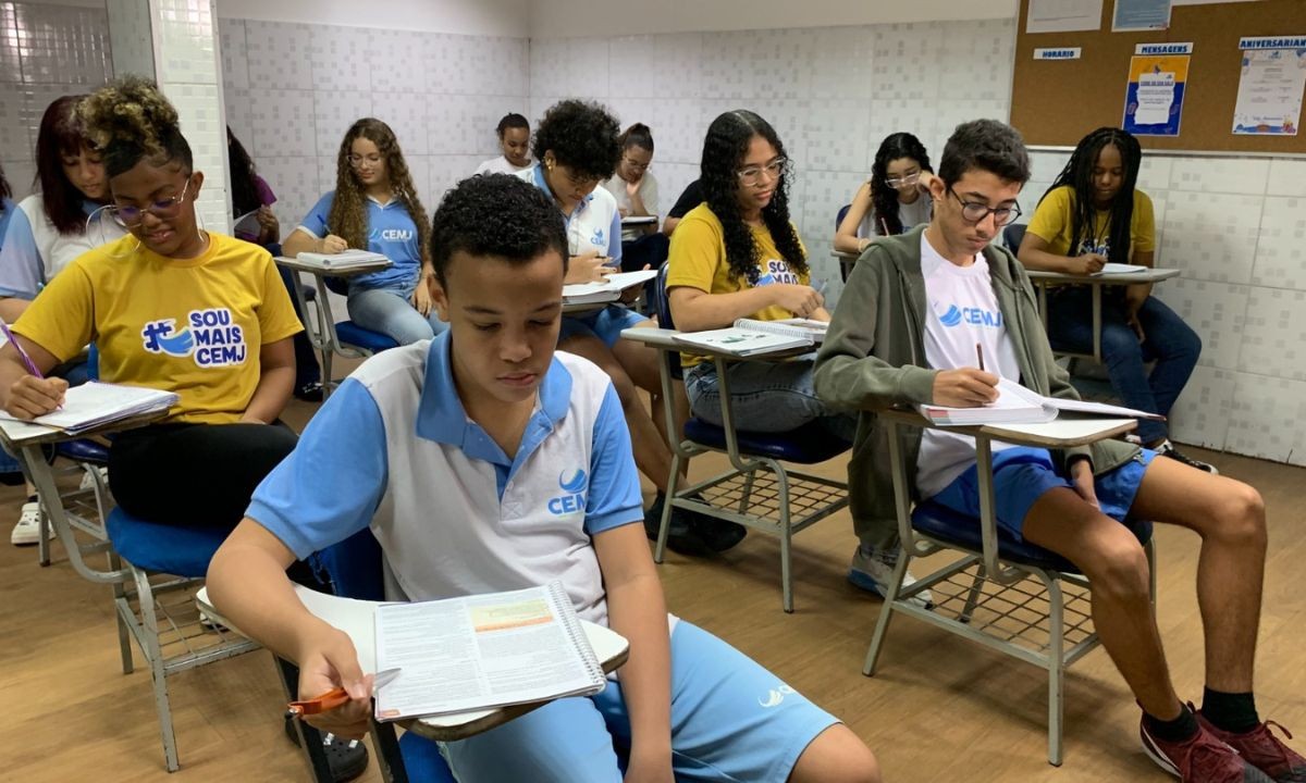 Centro educacional abre inscrições para projeto de preparação para Enem; saiba como participar