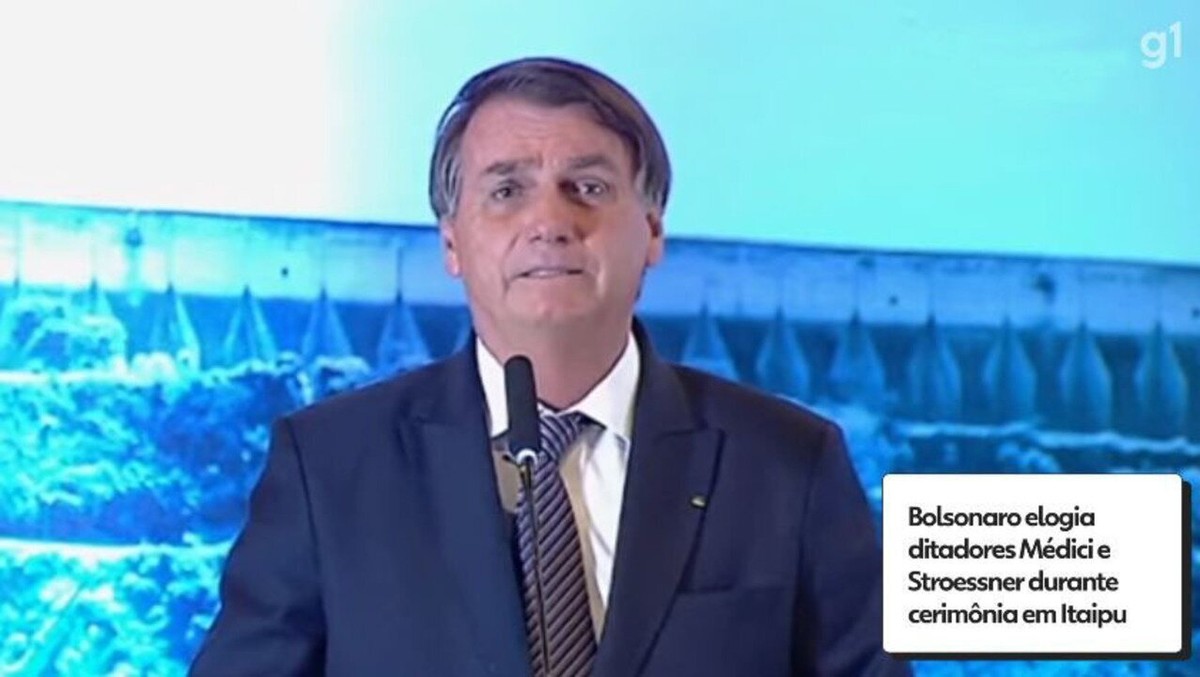 Bolsonaro elogia ditadores Médici e Stroessner em cerimônia de posse do