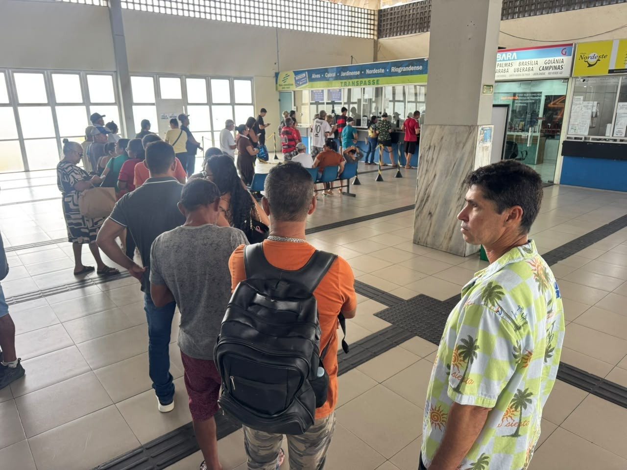 Eleitores enfrentam dificuldades para conseguir passagens gratuitas para votar no 2º turno no RN