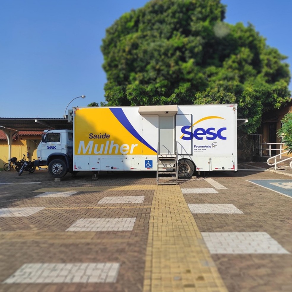 Carreta do projeto ficará no estacionamento interno do Sesc Arsenal. — Foto: Sistema Comércio de Mato Grosso