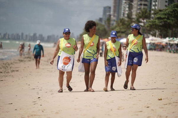 Saiba como funciona o Praia Limpa, projeto no Recife que está na 27ª edição