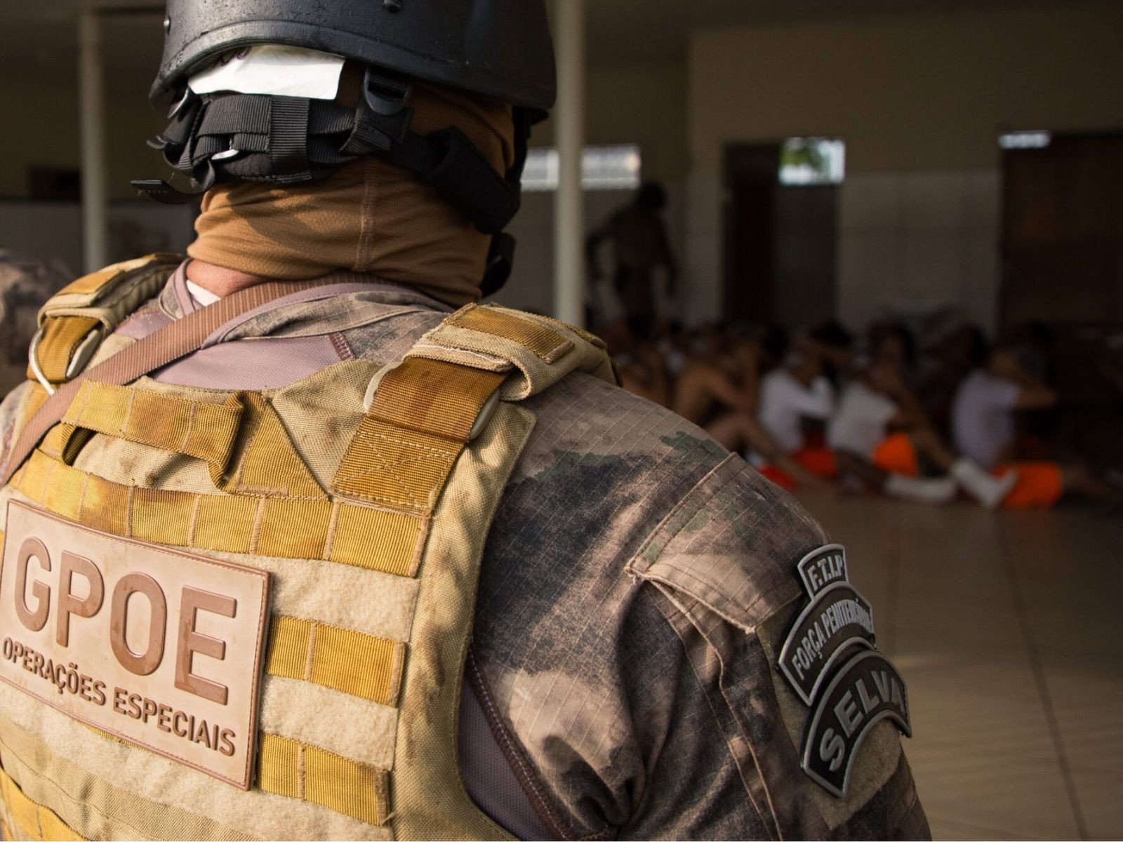 Operação investiga tráfico em presídio no AC; 100 kg de drogas foram apreendidos ao redor da unidade