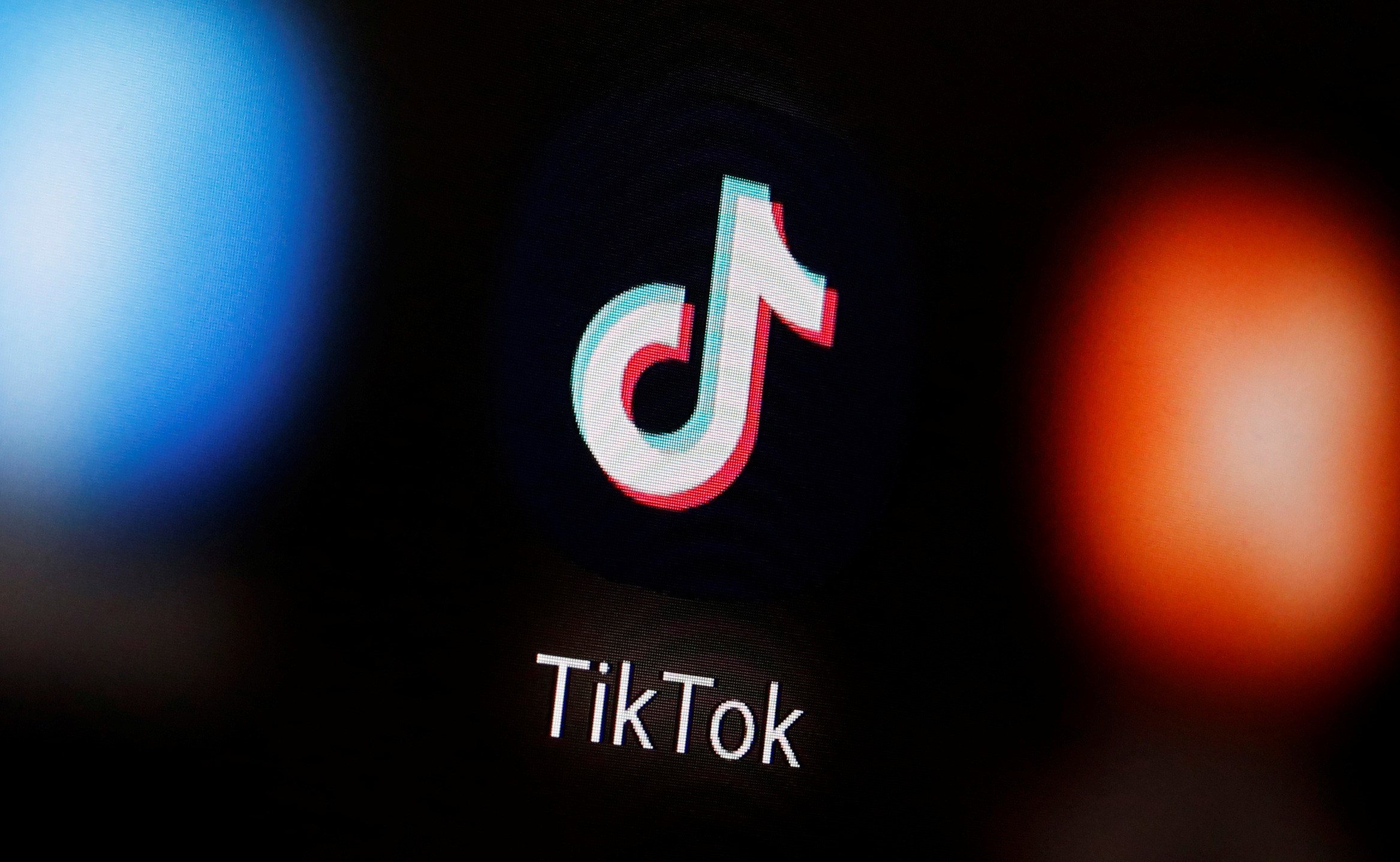 Universal Music e TikTok não chegam em acordo e gravadora anuncia retirada de músicas da plataforma