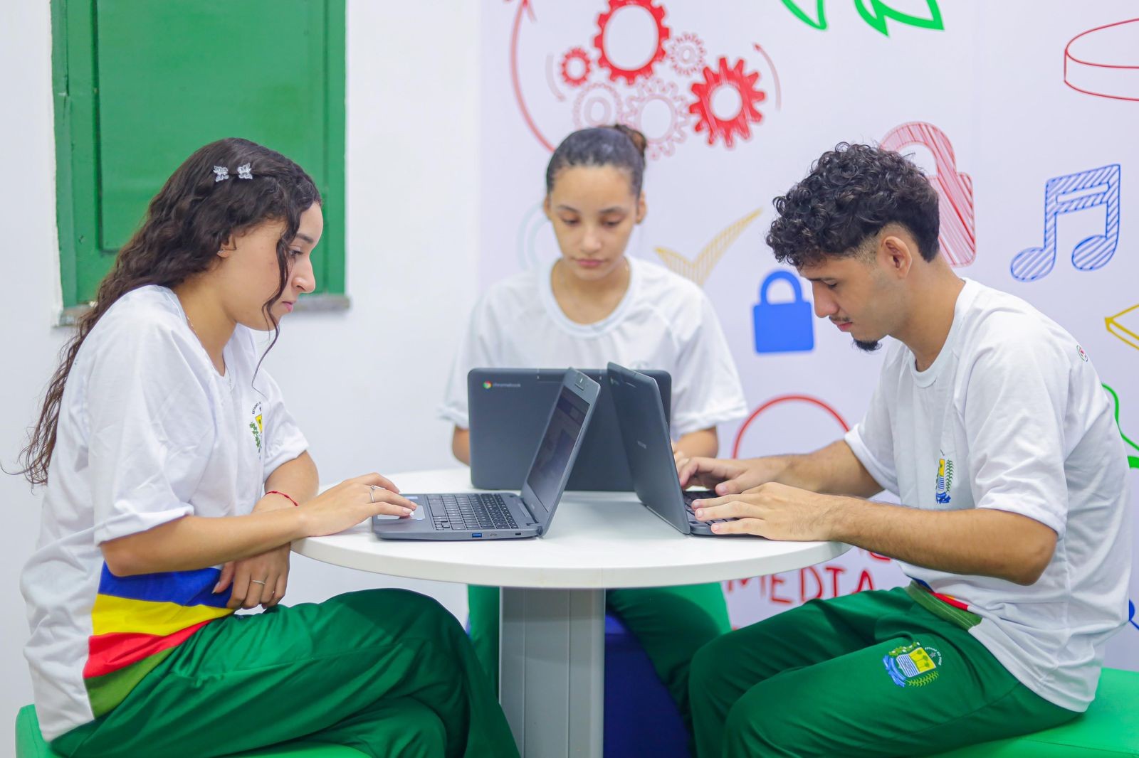 Programa de ensino de IA nas escolas da rede estadual do Piauí ganha prêmio da Unesco