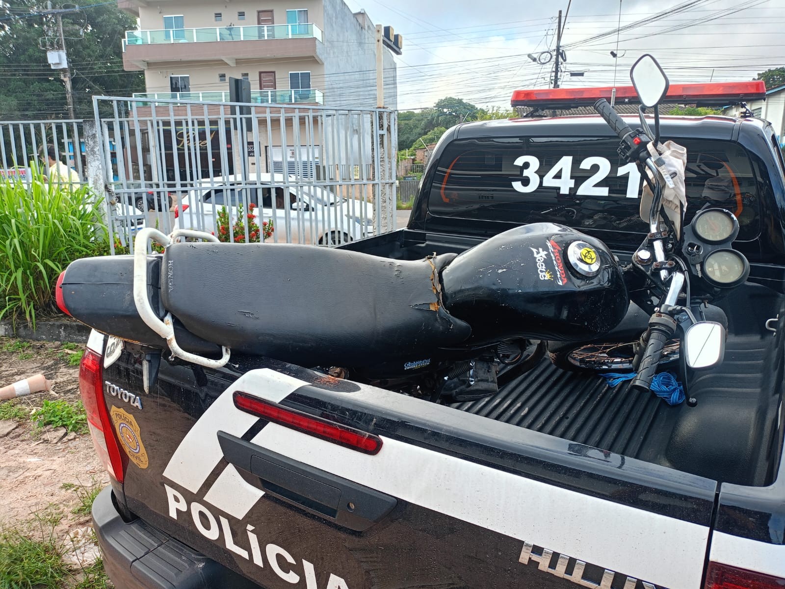 Operação Imperium cumpre mandados contra suspeitos de tráfico e integrantes de facções criminosas