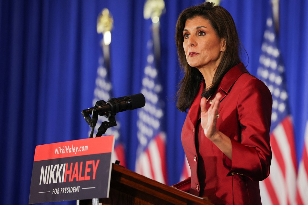 Nikki Haley discursa durante primárias republicanas na Carolina do Sul. — Foto: Reuters