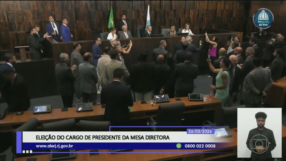 Impasse sobre quem vai assumir o Poder Executivo do RJ provoca uma crise institucional; entenda — Foto: Jornal Nacional/ Reprodução