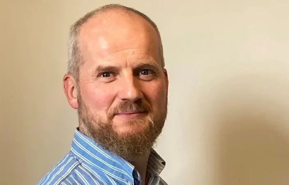 Sam Oddie trabalhou em Bradford por mais de 20 anos e presenciou muitos casos graves de transtornos genéticos — Foto: Sam Oddie via BBC