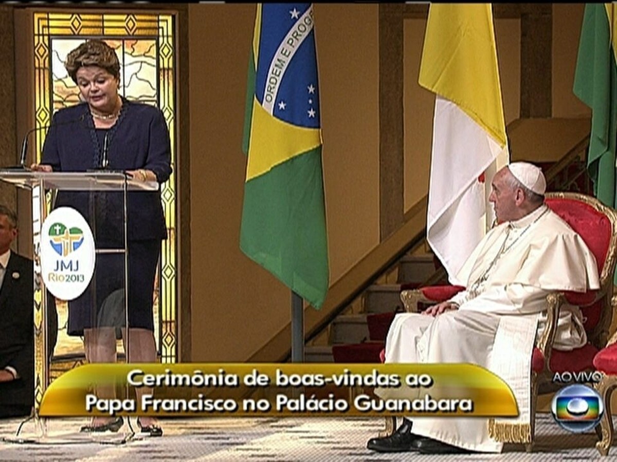 Papa Francisco recebe ex-presidente Dilma Rousseff no Vaticano 