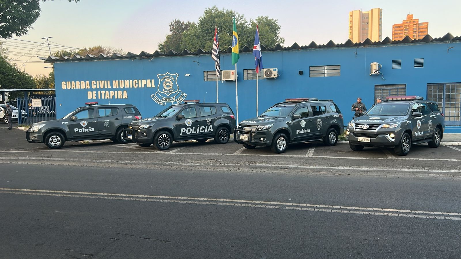 Operação mira guardas municipais suspeitos de extorsão e corrupção e prende 3 no interior de SP