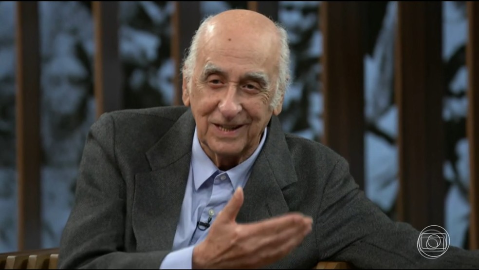 Zuenir Ventura, jornalista e escritor com sete décadas de carreira, morre aos 95 anos — Foto: Jornal Nacional/ Reprodução