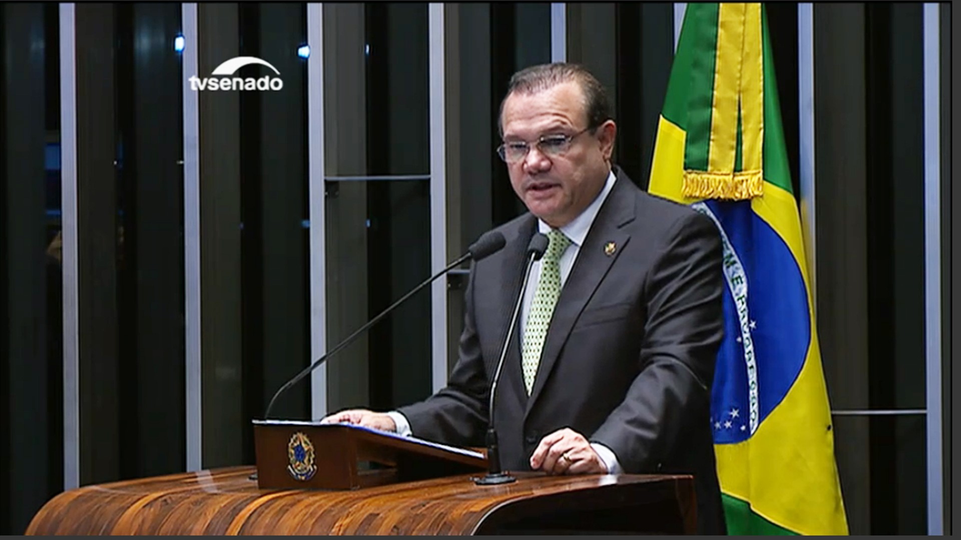 Flávio Bolsonaro confirma Wellington Fagundes como pré-candidato ao governo de Mato Grosso