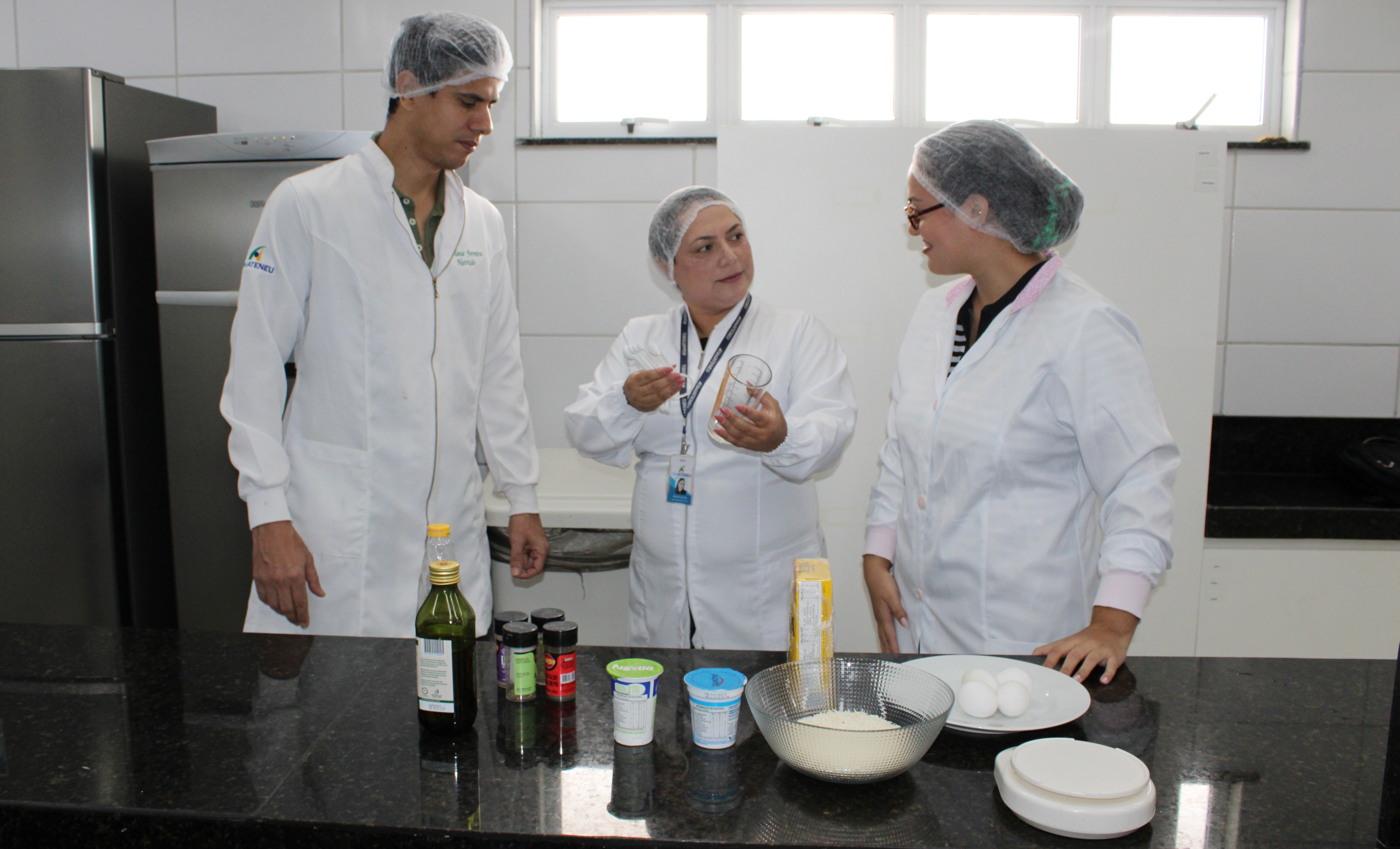 Curso de Nutrição da UniAteneu forma alunos com múltiplas experiências na área