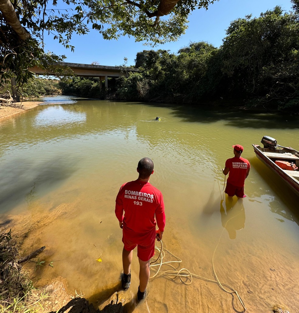 Corpo de Gabriel Augusto da Silva Borges foi encontrado por mergulhadores do Corpo de Bombeiros — Foto: Corpo de Bombeiros/Divulgação