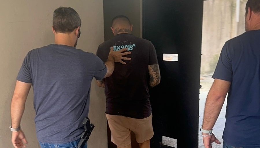 Homem suspeito de roubo e extorsão mediante sequestro é preso em Belém