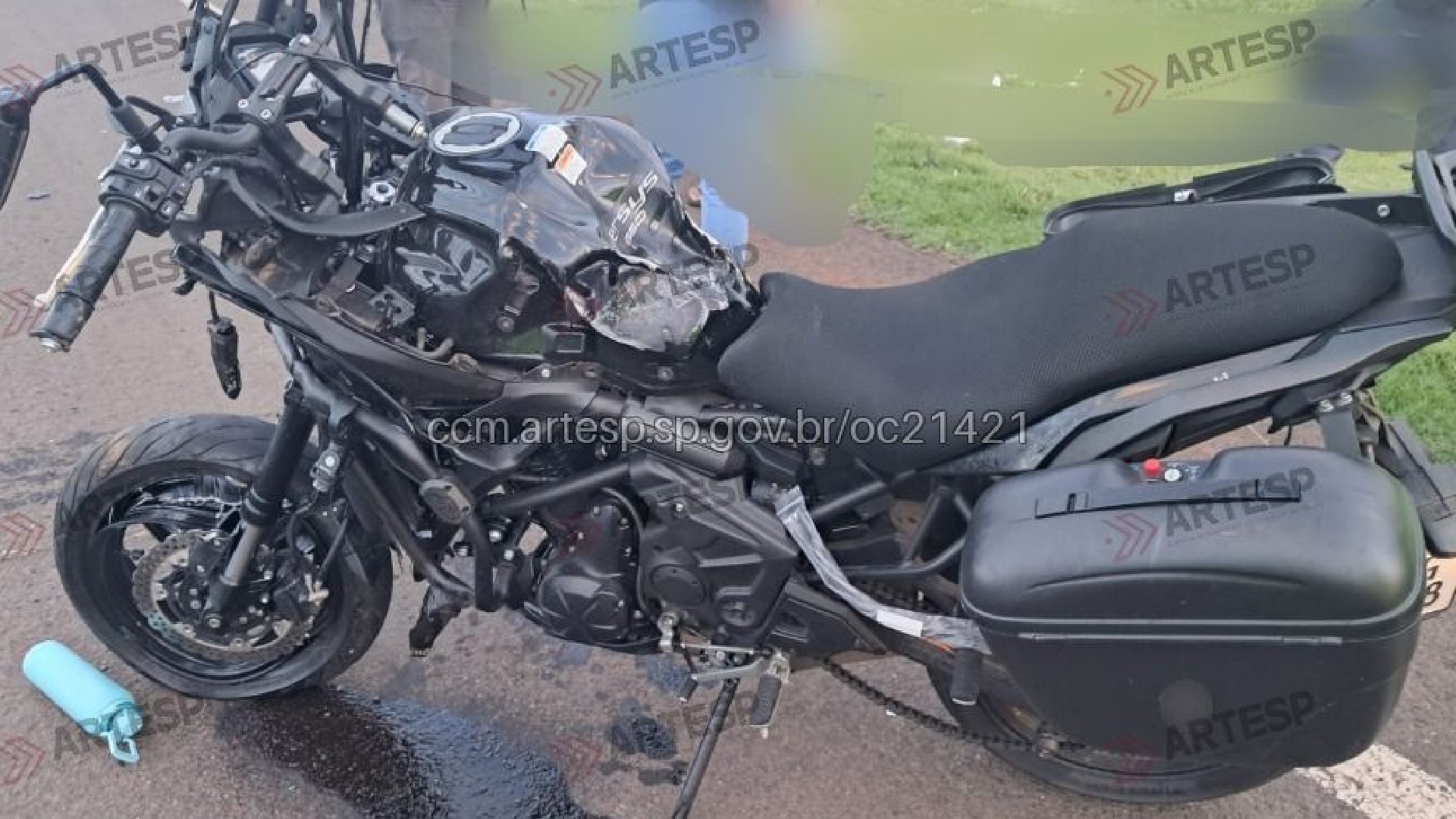 Acidente entre moto e carreta deixa um morto e um ferido grave na SP-270 em Paraguaçu Paulista