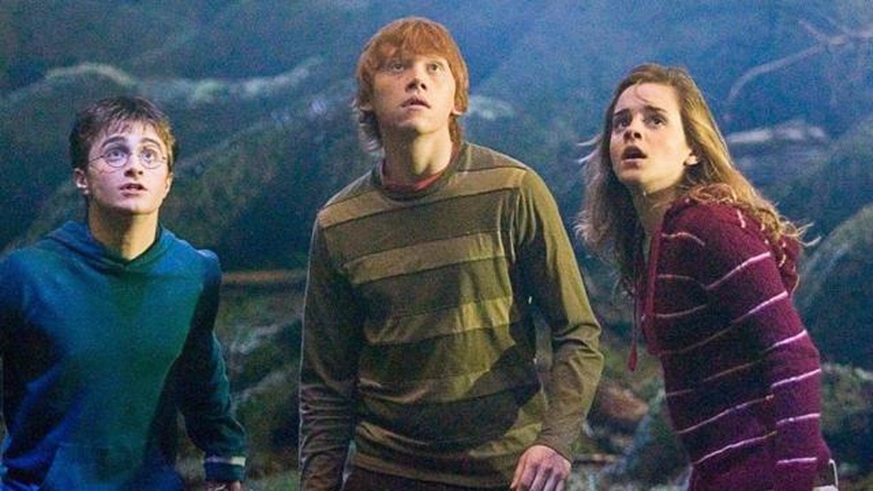 Rupert Grint, Emma Watson e Daniel Radcliffe estrelaram os filmes de Harry Potter — Foto: Alamy