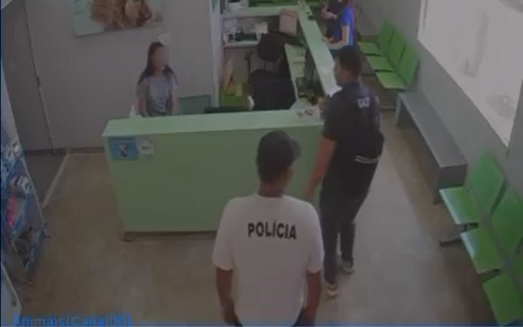 Ladrões invadem clínica veterinária disfarçados de policiais em Ribeirão Preto, SP, e anunciam assalto 