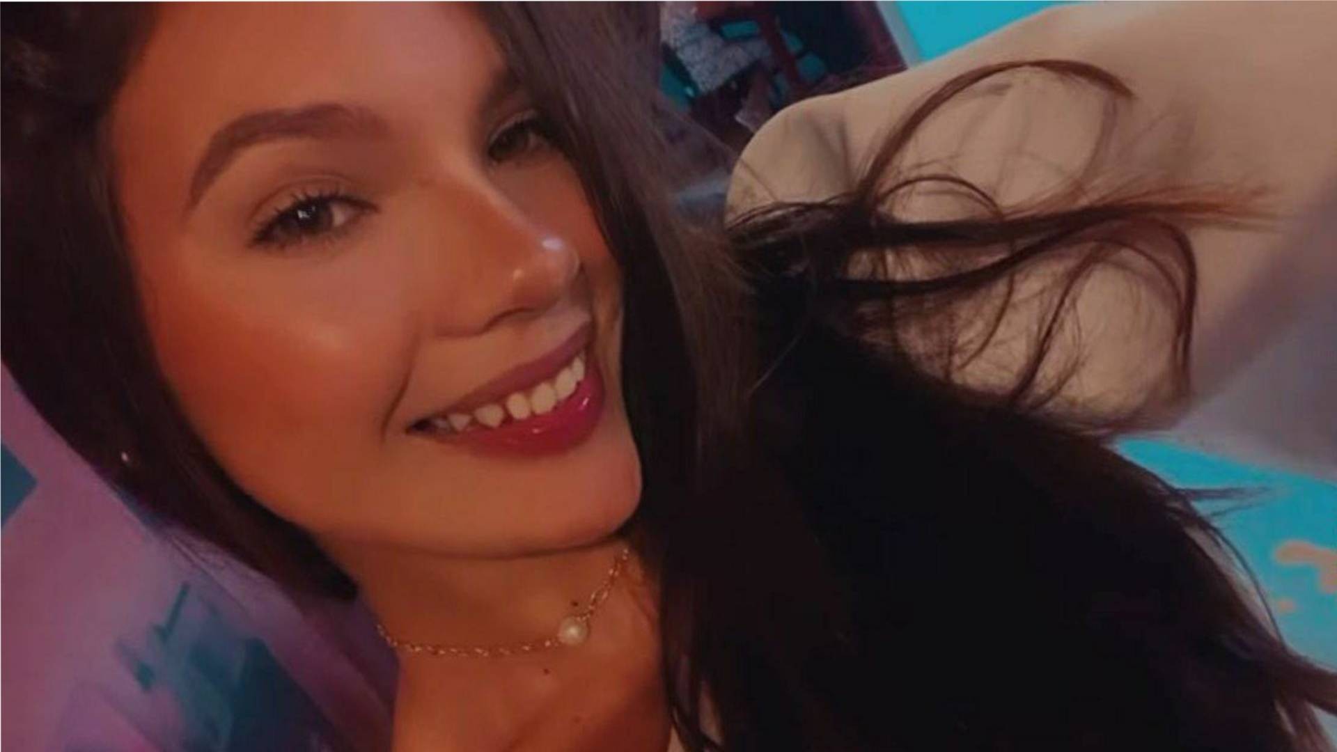 Jovem de 20 anos sai para visitar tia e é morta a tiros na rua, em Itapipoca