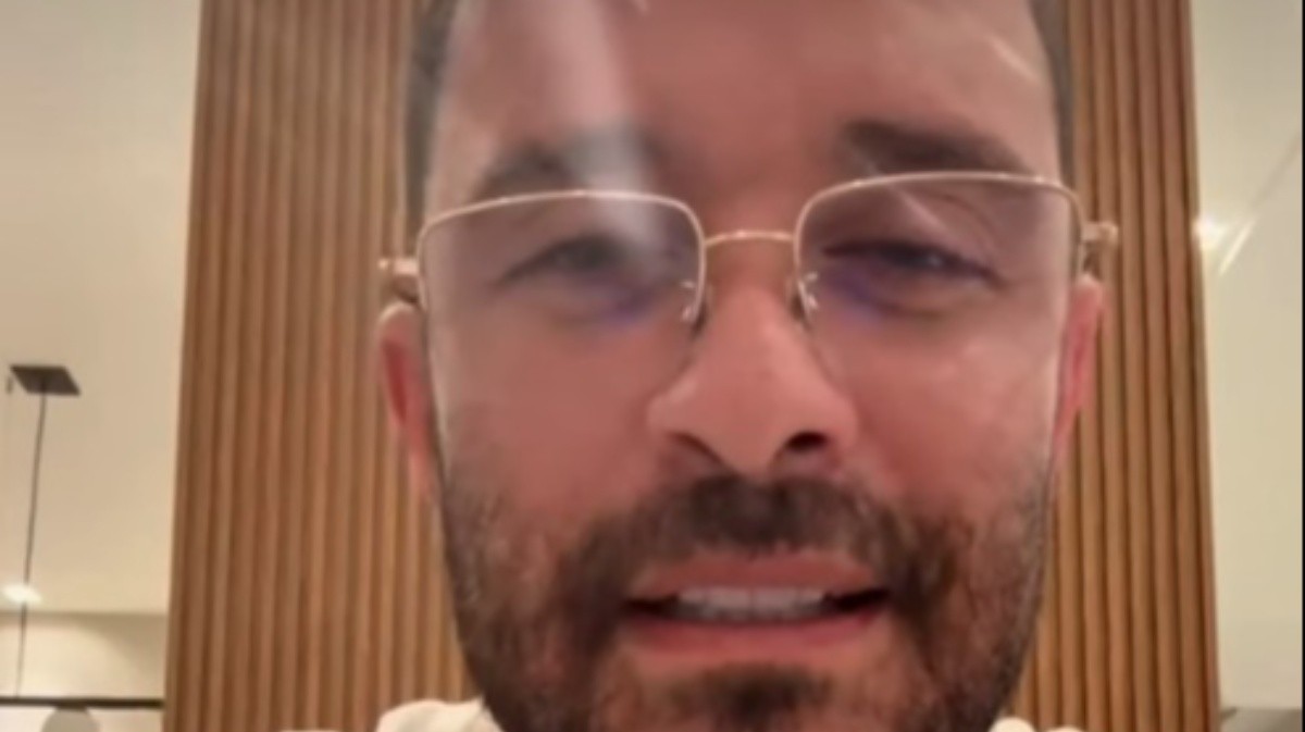 Diogo Nogueira recebe alta após ser internado com laringite bacteriana grave