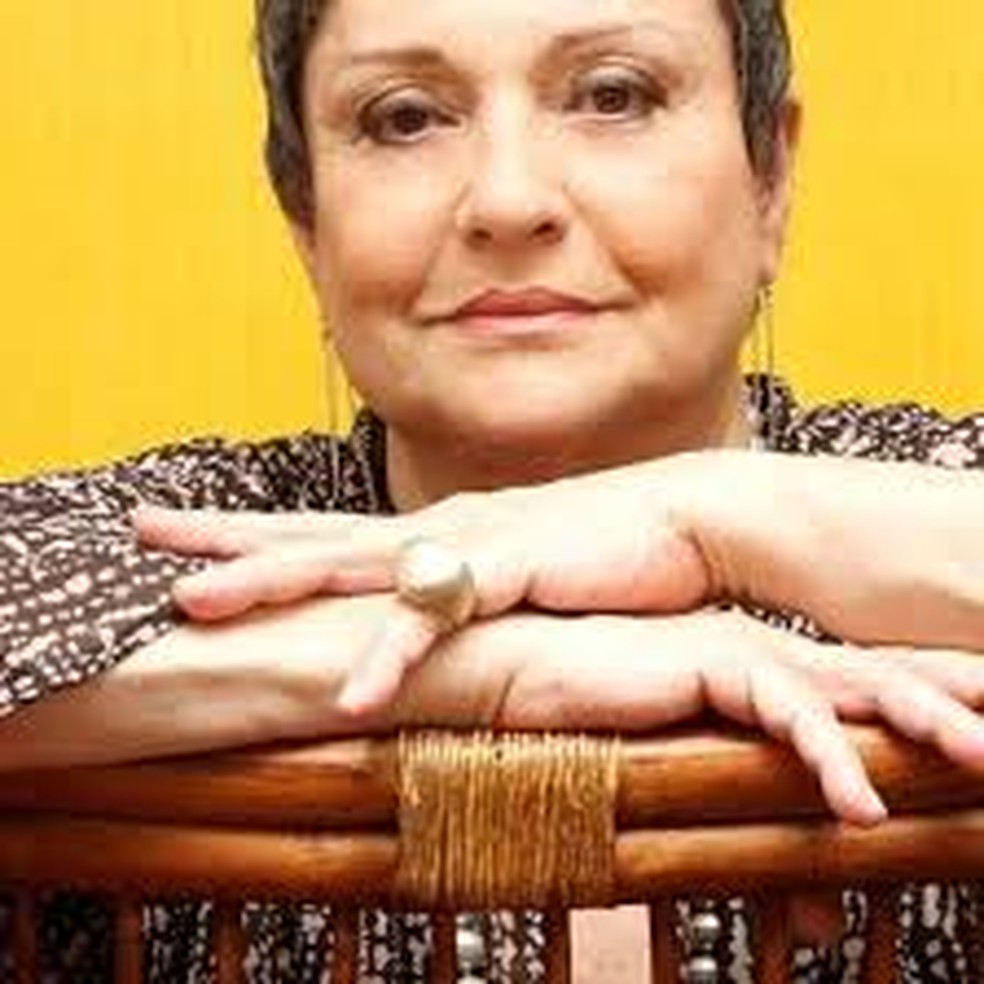 Locutora Íris Lettieri, voz do Aeroporto Internacional Tom Jobim, morre no Rio — Foto: Redes sociais