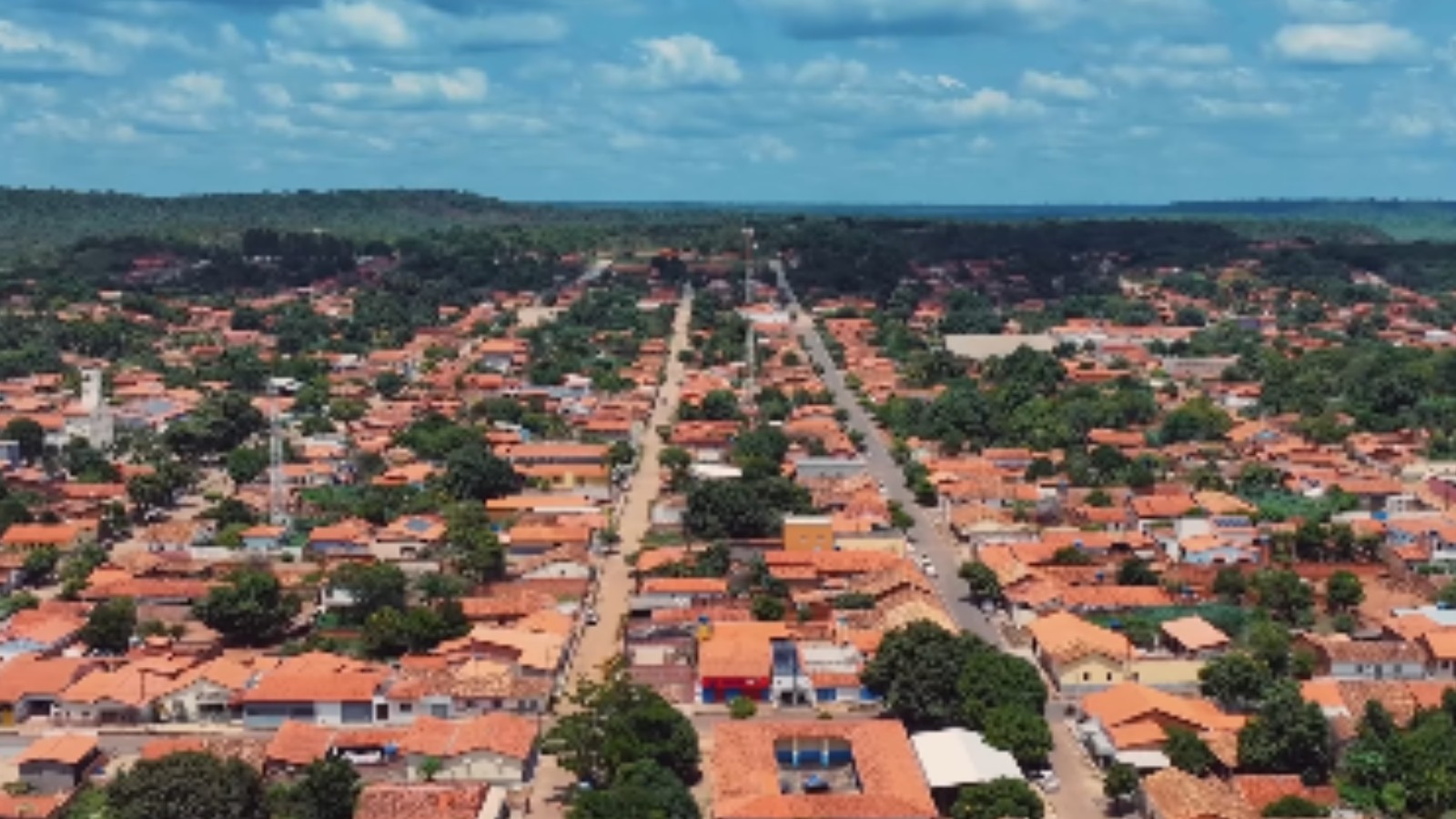 Três homens morrem e um fica gravemente ferido após caminhão capotar no PI