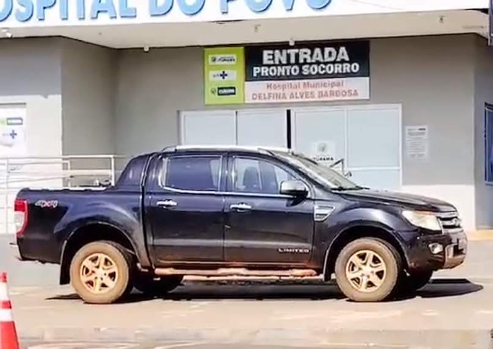 Caminhonete do pai da criança — Foto: Iturama em Foco