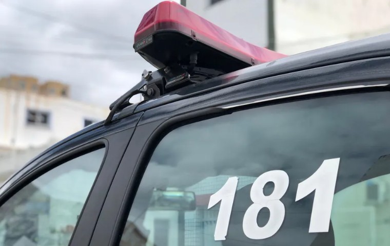 Falso médico é conduzido à delegacia após morte de paciente em Umbaúba 