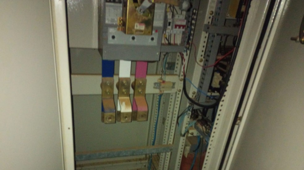 Cabos e equipamentos de estação da Caern foram furtados na madrugada desta quinta (11) no RN — Foto: Caern/Cedida